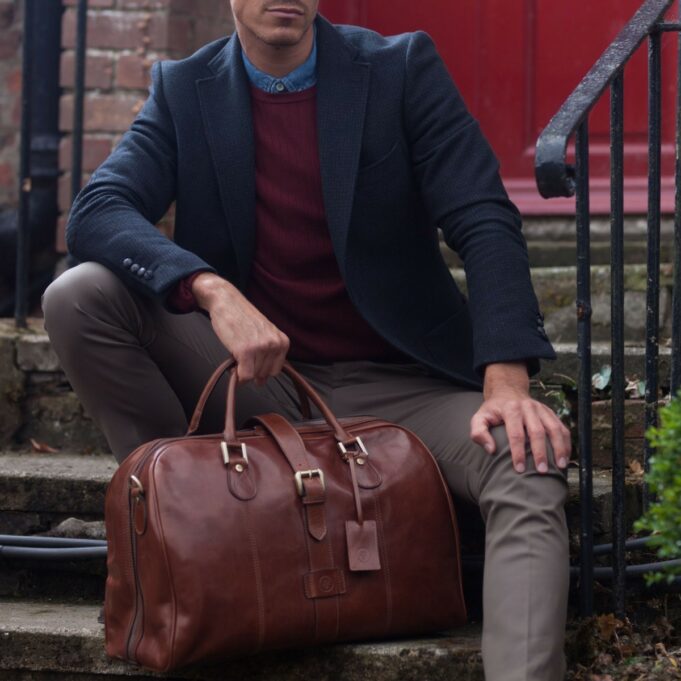 10 Best Leather Weekend Bags / Holdalls for trendy men FLAVOURMAG